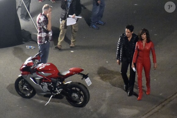 Penélope Cruz sur le tournage du film Zoolander 2 avec Ben Stiller et Owen Wilson à Rome, le 26 avril 2015.