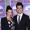 Max Greenfield (New Girl) et son épouse Tess Sanchez le 28 février 2015 au gala des Family Equality Council's Awards à Los Angeles. Le couple attend son deuxième enfant.