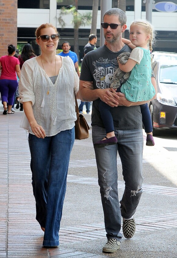 Amy Adams et Darren Le Gallo avec leur fille Aviana font du Shopping à Los Angeles Le 27 septembre 2014.