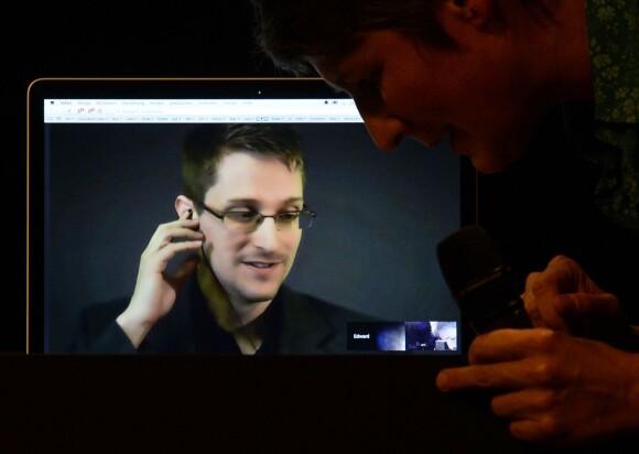 Edward Snowden à Stuttgart, le 23 novembre 2014.