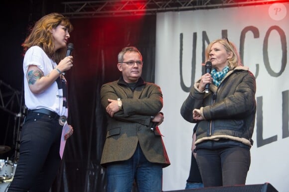 Daphné Bürki, Didier François et Florence Aubenas - Reporters Sans Frontières (RSF) organise pour ses 30 ans "Un concert pour la liberté" pour célébrer la Journée Mondiale de Liberté de la Presse sur la place de la République à Paris, le 3 mai 2015.