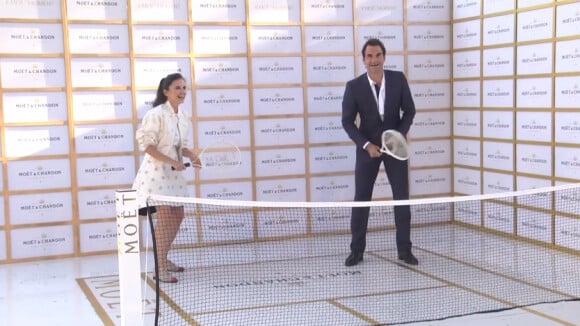 Roger Federer et Elena Anaya : Duo glamour pour une soirée bulles et balles
