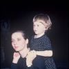 Isabella Rossellini et sa fille Elettra en 1986.