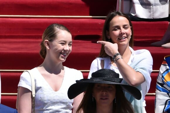 Alexandra de Hanovre et Pauline Ducruet - Baptême du prince héréditaire Jacques et de sa soeur la princesse Gabriella en la cathédrale Notre-Dame-Immaculée de Monaco le 10 mai 2015