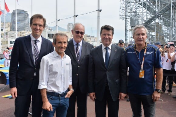 Alain Prost, le ministre d'État Michel Roger et Christian Estrosi le 9 mai 2015 lors du premier E-Prix de Monaco, 7e étape du championnat de Formule E (véhicules électriques).