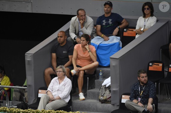 Amélie Mauresmo enceinte, dans les tribunes du Masters 1000 de Madrid, le 7 mai 2015