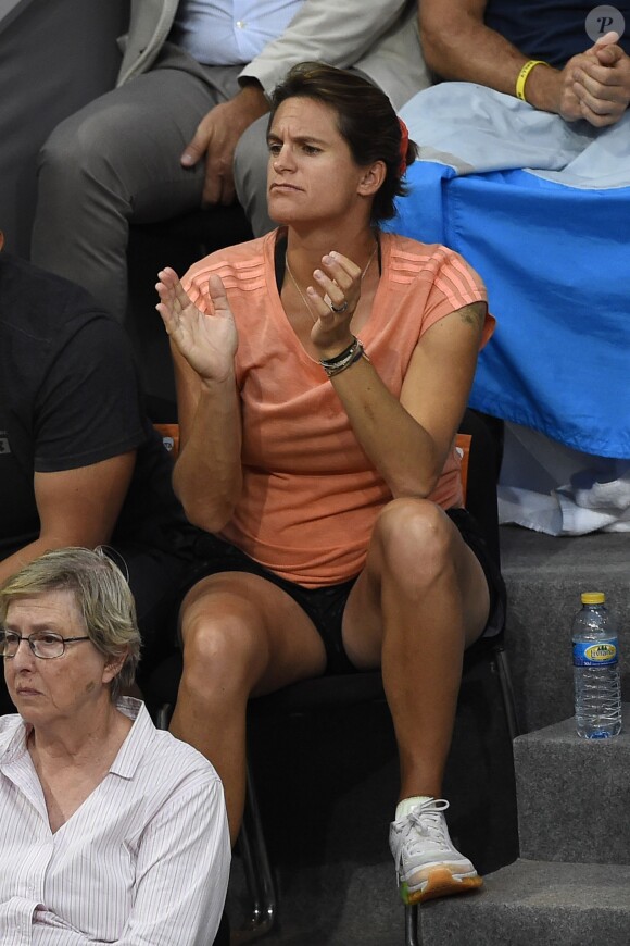 Amélie Mauresmo enceinte, dans les tribunes lors du Masters 1000 de Madrid, en supportrice d'Andy Murray, le 7 mai 2015