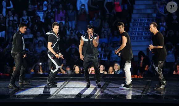 Jordan Knight, Jonathan Knight, Danny Wood, Joey McIntyre, Donnie Wahlberg - Les New Kids On The Block en concert à Vancouver au Canada le 5 mai 2015