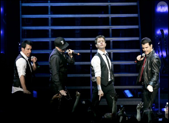 New Kids On The Block lors d'un concert à Los Angeles, le 26 novembre 2008 