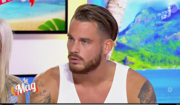 Raphaël (Les Anges 7) évoque la trahison de son ami Julien avec son ex Barbara. Le Mag sur NRJ12, le 11 mai 2015.