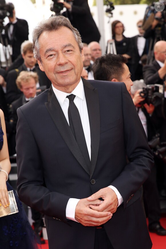 Michel Denisot - Montée des marches du film "La Tête Haute" pour l'ouverture du 68e Festival du film de Cannes le 13 mai 2015.