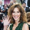 Doria Tillier - Montée des marches du film "La Tête Haute" pour l'ouverture du 68e Festival du film de Cannes le 13 mai 2015.