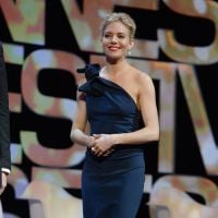Cannes 2015 : Sienna Miller, Bar Refaeli... ultrastylées pour l'ouverture