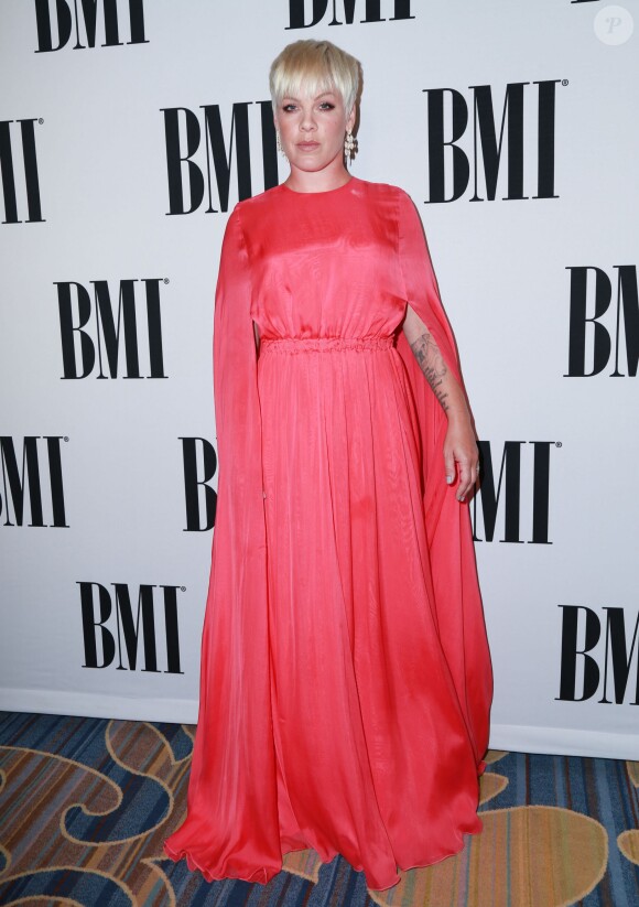 Pink à la 63ème soirée annuelle de "BMI Pop Awards" à Beverly Hills, le 12 mai 2015