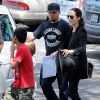 Angelina Jolie dans un parc avec Shiloh, Zahara, Pax et Knox à Los Angeles, le 16 mai 2015