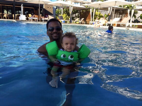 Alfonso Ribeiro et son fils Alfonso Jr. en vacances à Maui en décembre 2014