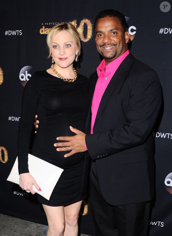 Alfonso Ribeiro et sa femme Angela, alors enceinte de leur fils Anders, au lancement de la saison 20 de Dancing with the Stars le 16 mars 2015 à Los Angeles.