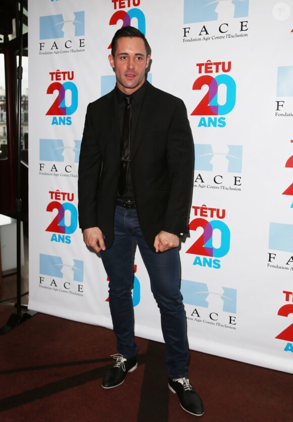 Valentin Néraudeau de Top Chef - Dîner des 20 ans du magazine Têtu au restaurant du Musée du Quai Branly "Les ombres" à Paris le 18 mai 2015.
