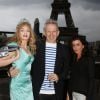Arielle Dombasle, Jean-Paul Gaultier et Jenifer - Dîner des 20 ans du magazine Têtu au restaurant du Musée du Quai Branly "Les ombres" à Paris le 18 mai 2015.