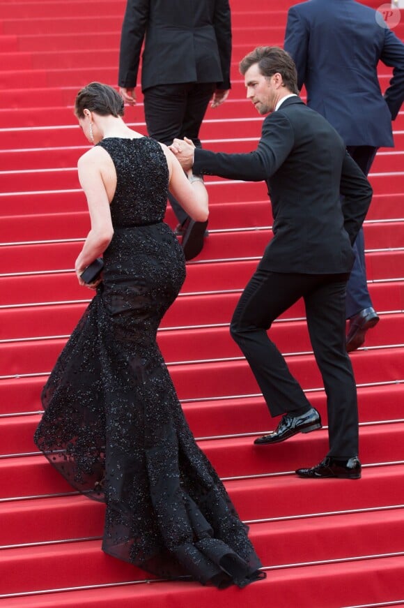 Elettra Rossellini Wiedemann et son mari James Marshall - Montée des marches du film "Sicario" lors du 68e Festival International du Film de Cannes le 19 mai 2015