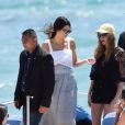  Kendall Jenner et Cara Delevingne &agrave; la plage du Martinez beach pendant le 68&egrave;me festival du film de Cannes, le 20 mai 2015 