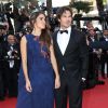 Nikki Reed (robe bleue collection Haute Couture Azzaro Eté 2015) et son mari Ian Somerhalder (smoking noir Azzaro) - Montée des marches du film "Youth" lors du 68e Festival International du Film de Cannes, le 20 mai 2015.