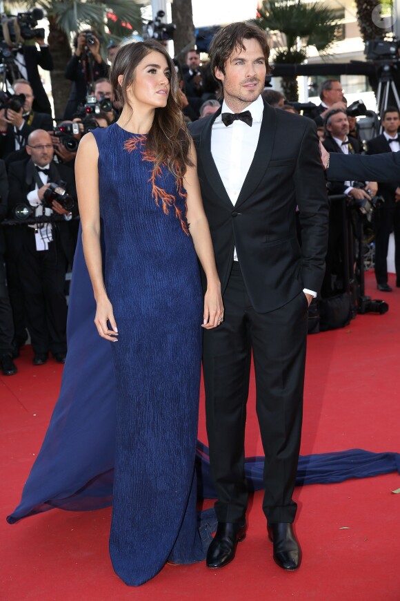 Nikki Reed (robe bleue collection Haute Couture Azzaro Eté 2015) et son mari Ian Somerhalder (smoking noir Azzaro) - Montée des marches du film "Youth" lors du 68e Festival International du Film de Cannes, le 20 mai 2015.