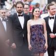 Justin Kurzel, Marion Cotillard&nbsp;(robe Dior)&nbsp;et Michael Fassbender - Mont&eacute;e des marches du film "Macbeth" lors du 68e Festival International du Film de Cannes le 23 mai 2015 