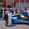 Le prince Albert II de Monaco et la princesse Charlene ont ouvert la piste à bord d'une BMW i8 lors du 73e Grand Prix de Monaco le 24 mai 2015.