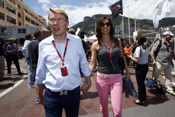 Mika Hakkinen et Marketa Kromatova lors du 73e Grand Prix de Monaco le 24 mai 2015.