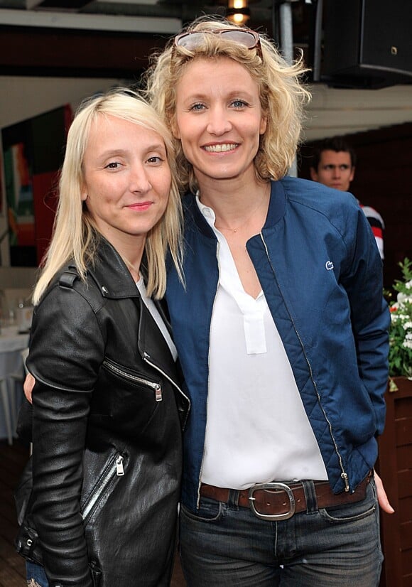 Audrey Lamy et sa soeur et Alexandra Lamy au Village lors des Internationaux de France de tennis de Roland Garros le 2 juin 2013.