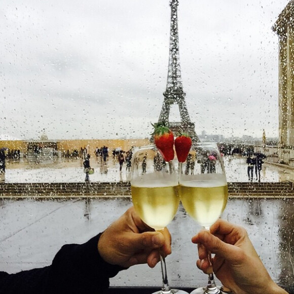 Marine Lorphelin (Miss France 2013) et son chéri Zack Dugong ont passé la Saint-Valentin ensemble à Paris. Février 2015.