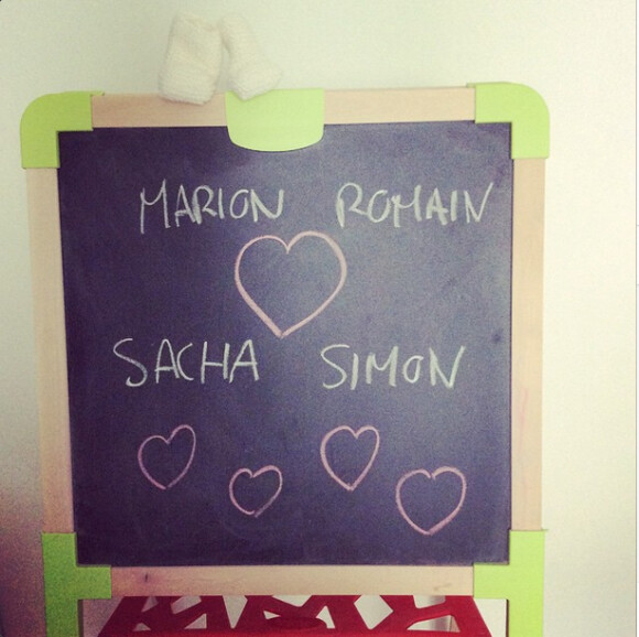 Romain Grosjean et son épouse Marion Jollès-Grosjean ont annoncé la naissance de leur second enfant, Simon, sur les réseaux sociaux - photo publiée sur Instagram le 18 mai 2015
