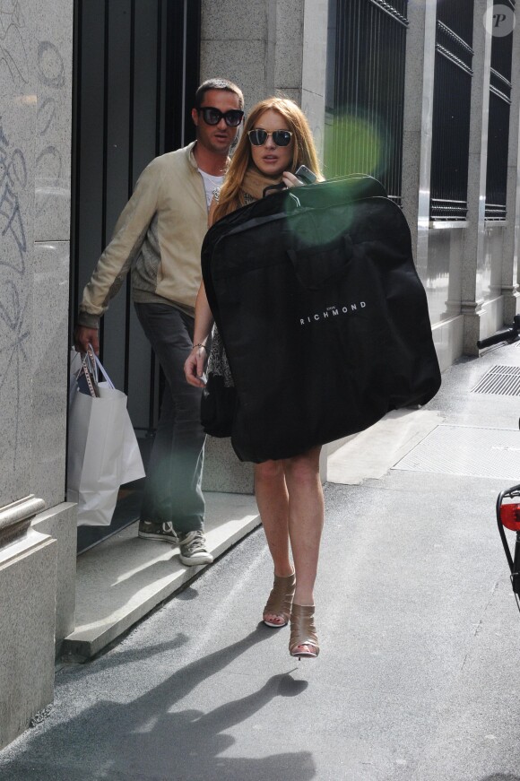 Lindsay Lohan fait du shopping à Milan, le 28 avril 2015. 