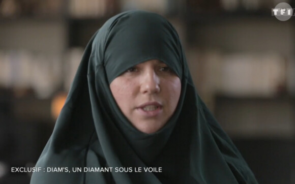 Mélanie Georgiadès, alias Diam's, interviewée dans le magazine d'information Sept à huit sur TF1, le dimanche 24 mai 2015.