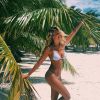 Natasha Oakley en vacances aux Bahamas en profite pour exhiber son corps de rêve 