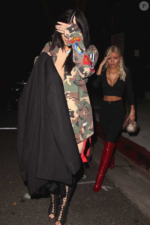 Kylie Jenner et Pia Mia quittent le Henry's à West Hollywood. Tyga y a livré un petit showcase. Los Angeles, le 1er juin 2015.