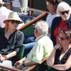 Julie Gayet dans les tribunes des Internationaux de Paris à Roland-Garros, à Paris le 4 juin 2015.