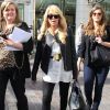 La mere de Lindsay Lohan, Dina, fait du shopping avec des amies a The Grove a Los Angeles. le 1er fevrier 2013 