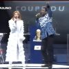 Axelle Red et Youssou N'Dour chantent La cour des grands, hymne officielle de la Coupe du monde 98