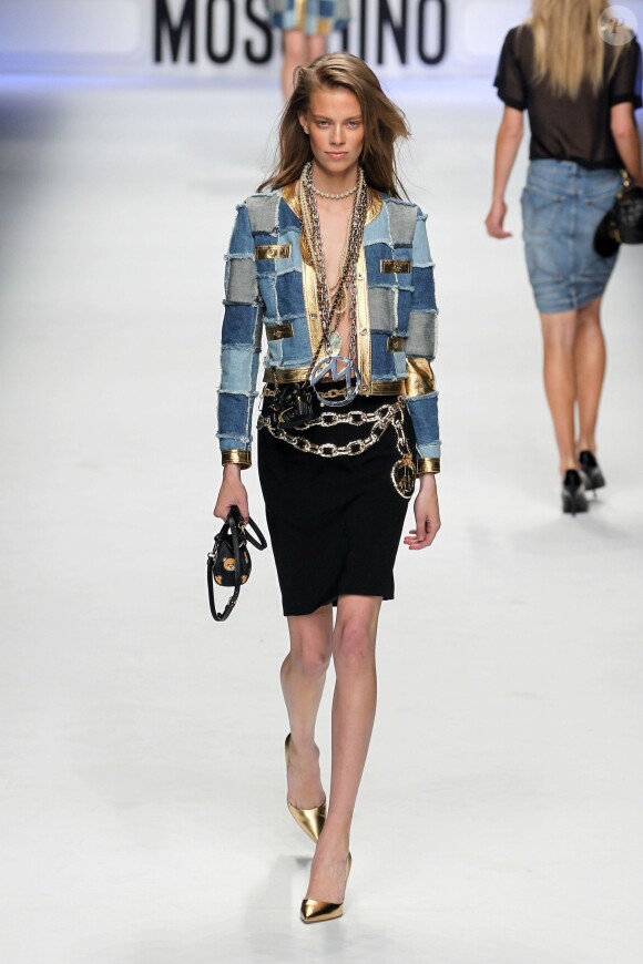Défilé Moschino automne-hiver 2015/2016 à Milan. Le 27 février 2015.