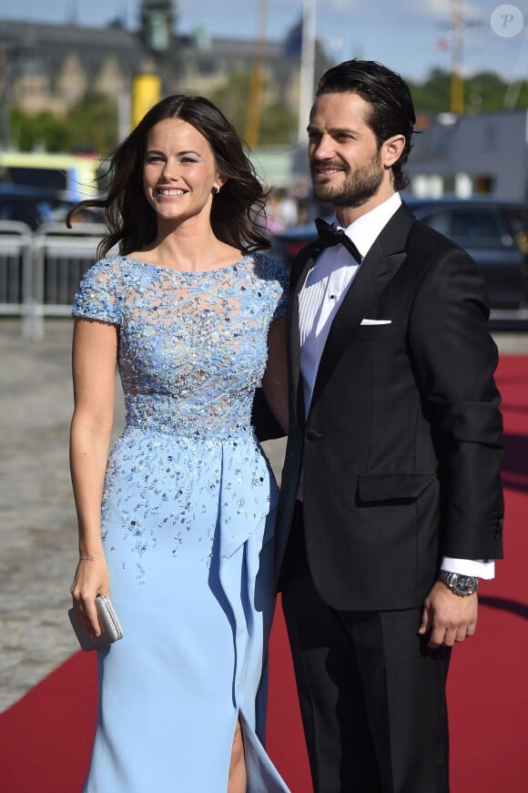 Le prince Carl Philip de Suède et Sofia Hellqvist - Arrivées au dîner à bord du S/S Stockholm la veille du mariage du prince Carl Philip de Suède et de Sofia Hellqvist à Stockholm le 12 juin 2015  People arriving before the dinner gala aboard S/S Stockholm for wedding of Swedish Prince Carl Philip and Sofia Hellqvist, in Stockholm, on Friday 12 June, 201512/06/2015 - Stockholm