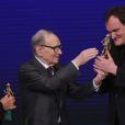 Quentin Tarantino r&eacute;compens&eacute; par Tullio Solenghi aux David di Donatello Awards &agrave; Rome le 12 juin 2015 