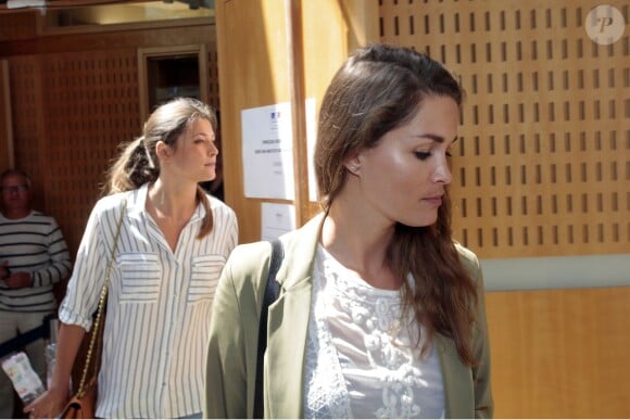 Géraldine Pillet et Jeny Priez au premier jour du procès des paris suspects et du supposé match de handball truqué au tribunal correctionnel de Montpellier le 15 juin 2015