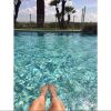 Marine Lloris les pieds dans l'eau- Photo publiée sur le compte Instagram de Marine Lloris le 15 juin 2015