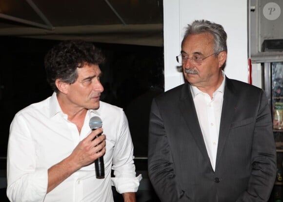 Exclusif - Pascal Durand et Louis Nègre (Sénateur maire de Cagnes-sur-Mer), lors de la soirée des Niçois à l'Espace Montmartre à Paris, le 9 juin 2015.