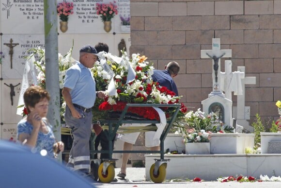 Obsèques d'Eduardo Cruz à Madrid, le 20 juin 2015. Eduardo Cruz, le père de Penelope Cruz, Monica Cruz et Eduardo Cruz est décédé deux jours plus tôt à 62 ans.