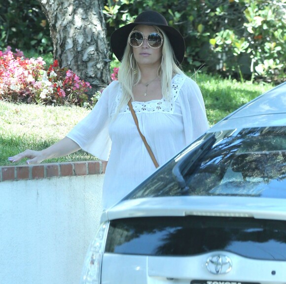 Exclusif - Jessica Simpson - La famille Simpson réunie pour une fête d'anniversaire à Hollywood, le 20 juin 2015.