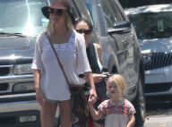 Jessica Simpson, son mari et leurs filles, complices devant Ashlee très enceinte