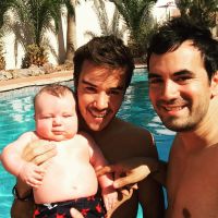 Alex Goude et son mari Romain : Tendres selfies avec leur fils Elliot